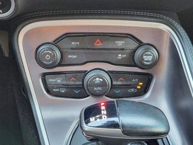 Dodge Challenger SXT 2020
