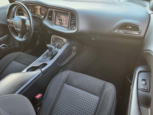 Dodge Challenger SXT 2020