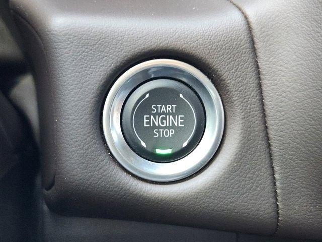 GMC Yukon SLT 2WD 2024