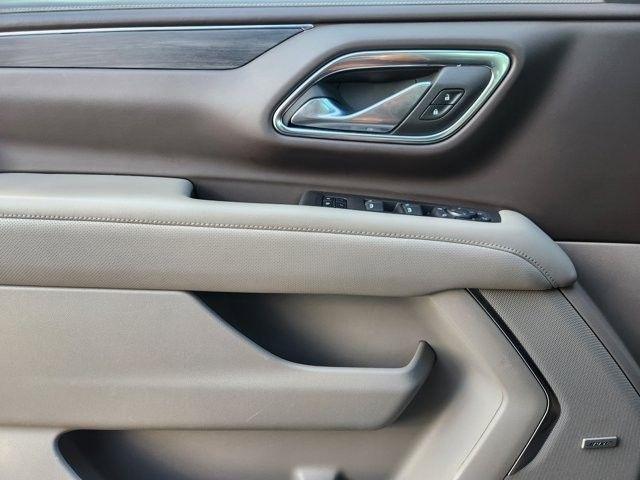 GMC Yukon SLT 2WD 2024