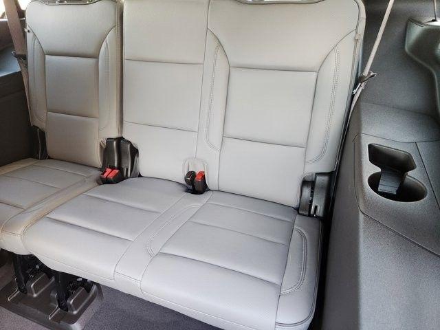 GMC Yukon SLT 2WD 2024