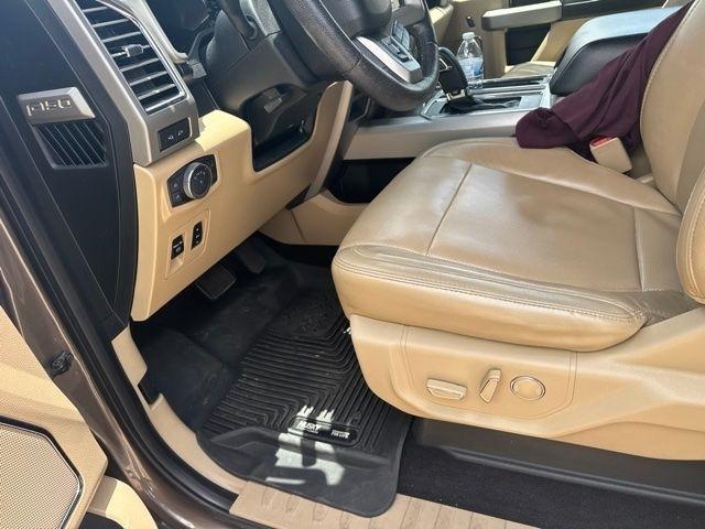 Ford F-150 Lariat SuperCrew 5.5-ft. Bed 2WD 2016