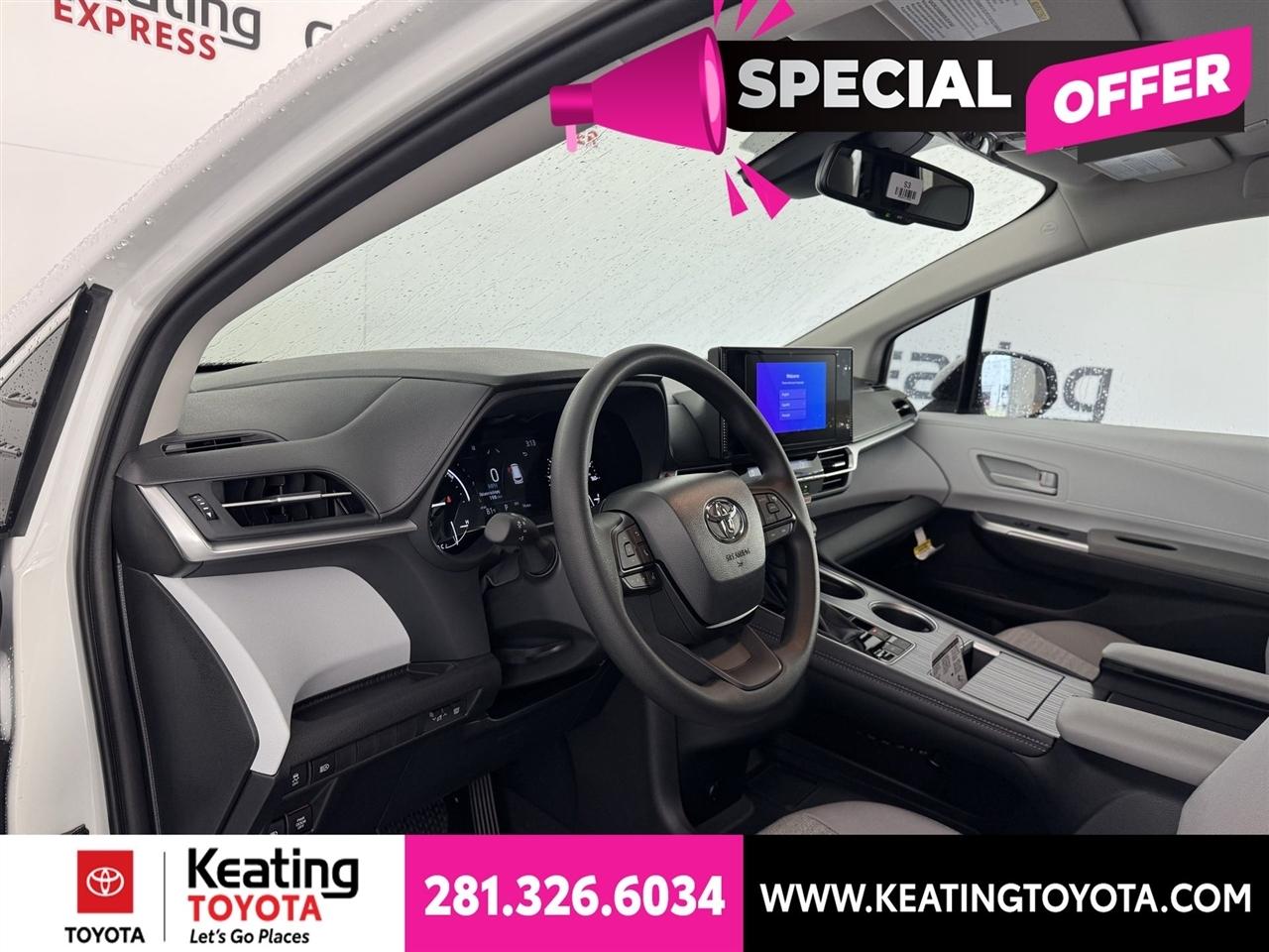 Toyota Sienna LE 8-Passenger 2026