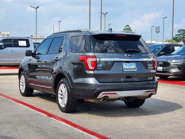 Ford Explorer XLT FWD 2016