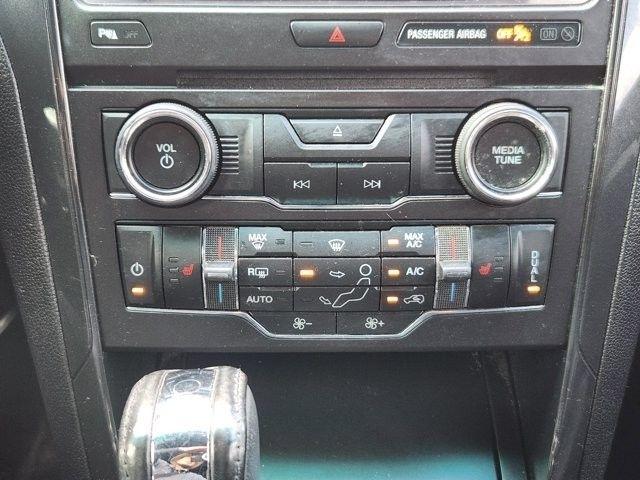 Ford Explorer XLT FWD 2016