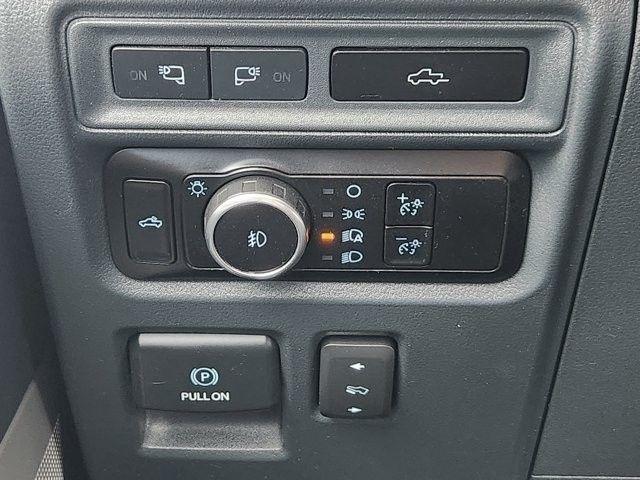 Ford F-150 Lariat SuperCrew 5.5-ft. Bed 4WD 2023