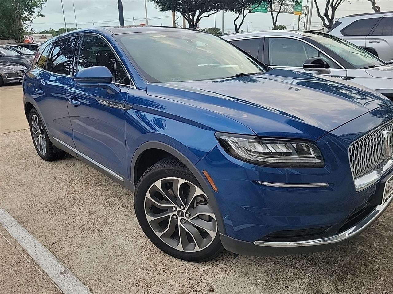 Lincoln Nautilus Reserve AWD 2021