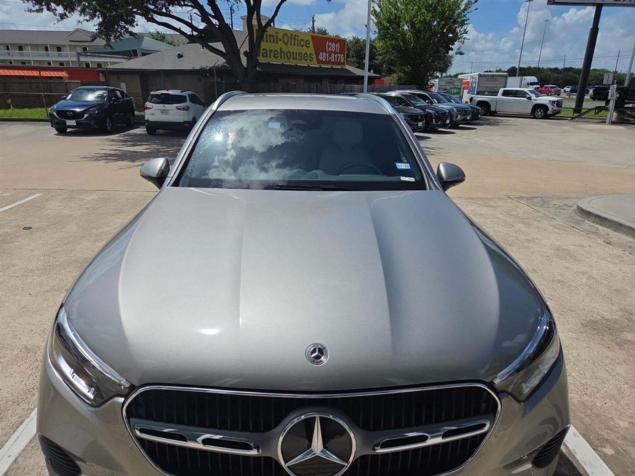 Mercedes-Benz GLC-Class GLC300 2024