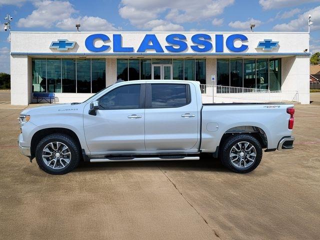 Chevrolet Silverado 1500 LT-L Crew Cab 4WD 2022