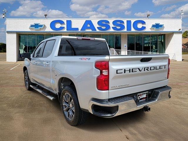 Chevrolet Silverado 1500 LT-L Crew Cab 4WD 2022