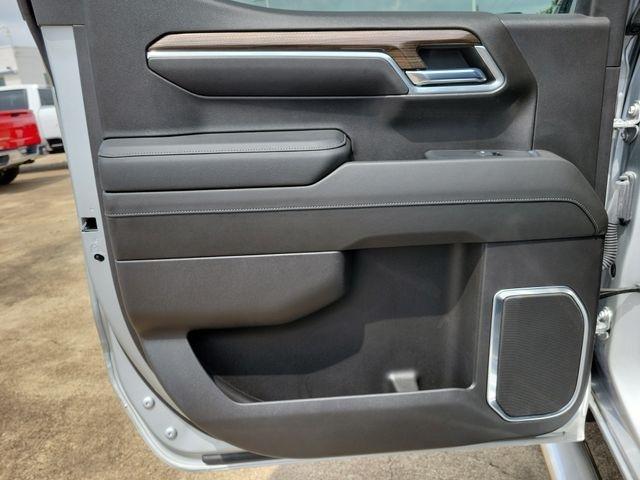 Chevrolet Silverado 1500 LT-L Crew Cab 4WD 2022