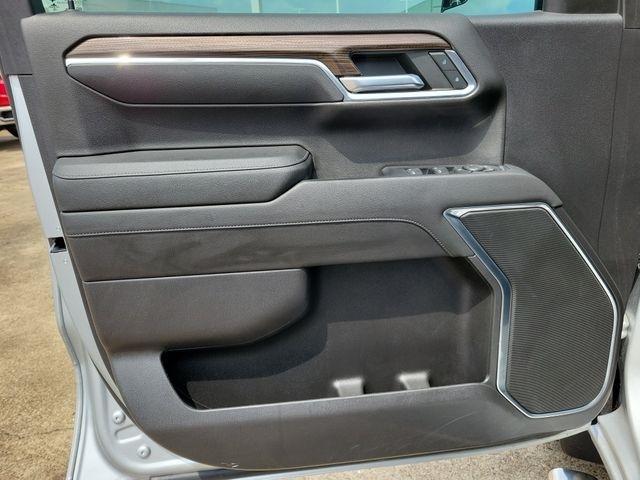Chevrolet Silverado 1500 LT-L Crew Cab 4WD 2022