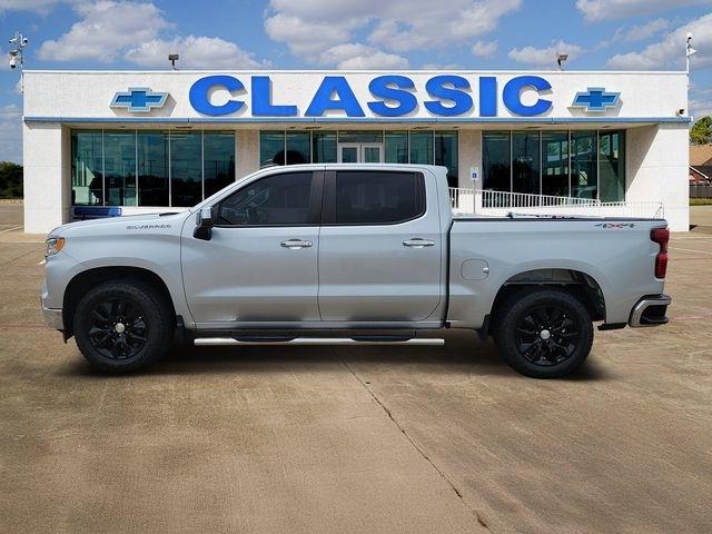 Chevrolet Silverado 1500 LT-L Crew Cab 4WD 2022