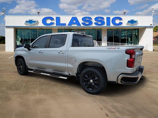 Chevrolet Silverado 1500 LT-L Crew Cab 4WD 2022
