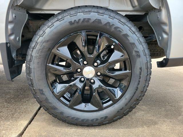 Chevrolet Silverado 1500 LT-L Crew Cab 4WD 2022