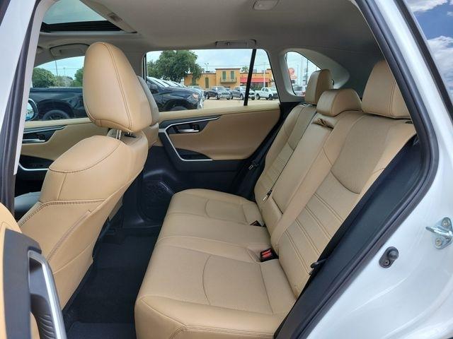 Toyota RAV4 Limited 2025