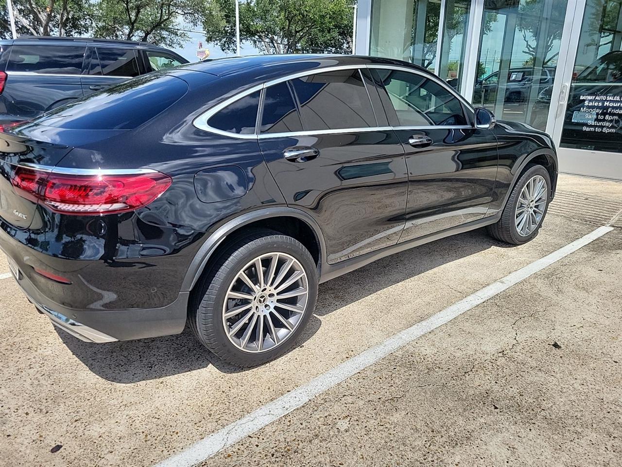 Mercedes-Benz GLC-Class Coupe GLC300 4MATIC 2022