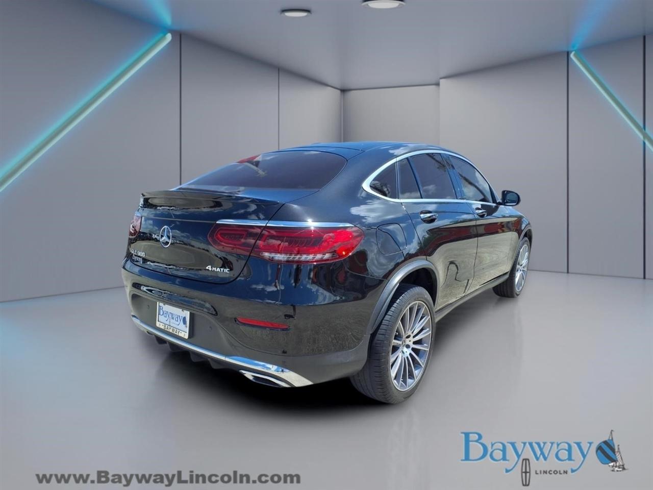 Mercedes-Benz GLC-Class Coupe GLC300 4MATIC 2022