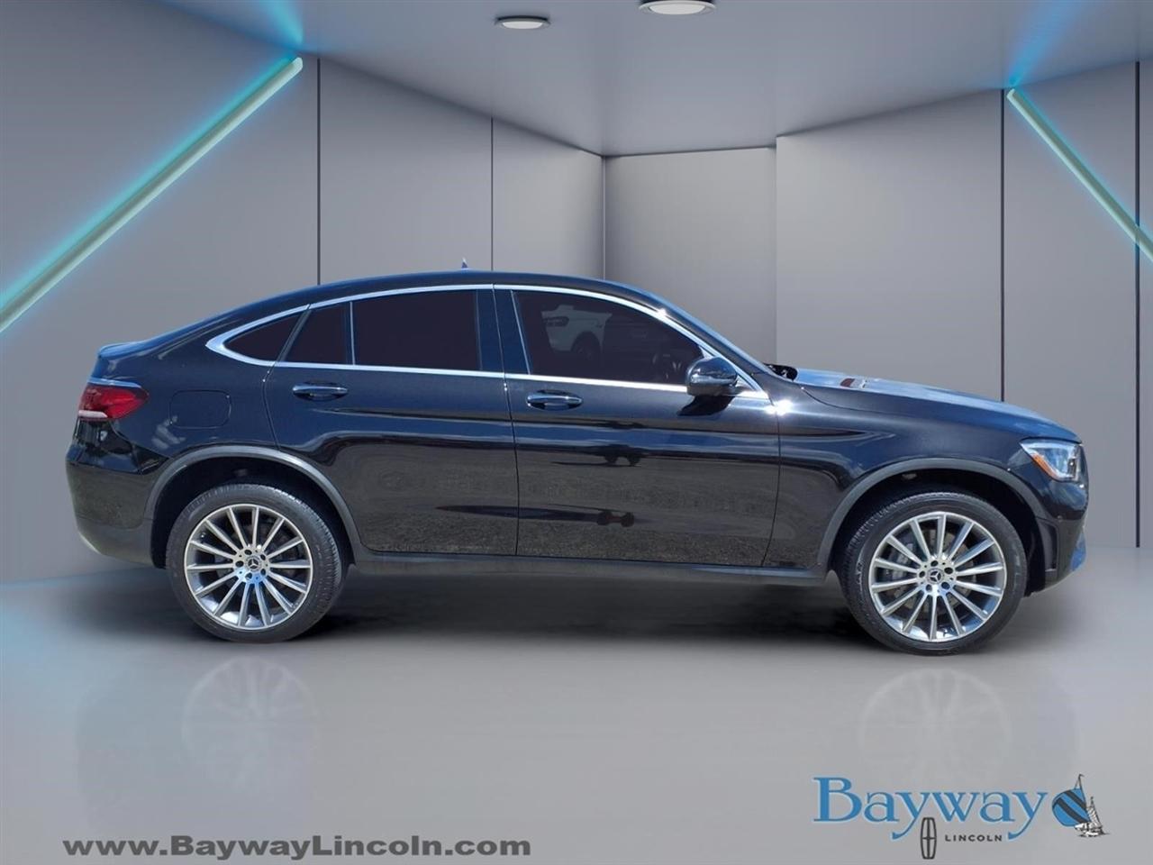 Mercedes-Benz GLC-Class Coupe GLC300 4MATIC 2022