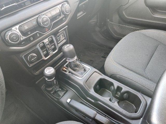 Jeep Wrangler Sport 2025