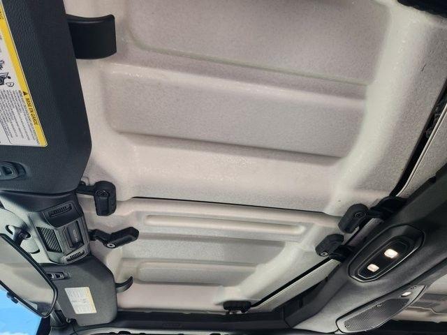 Jeep Wrangler Sport 2025