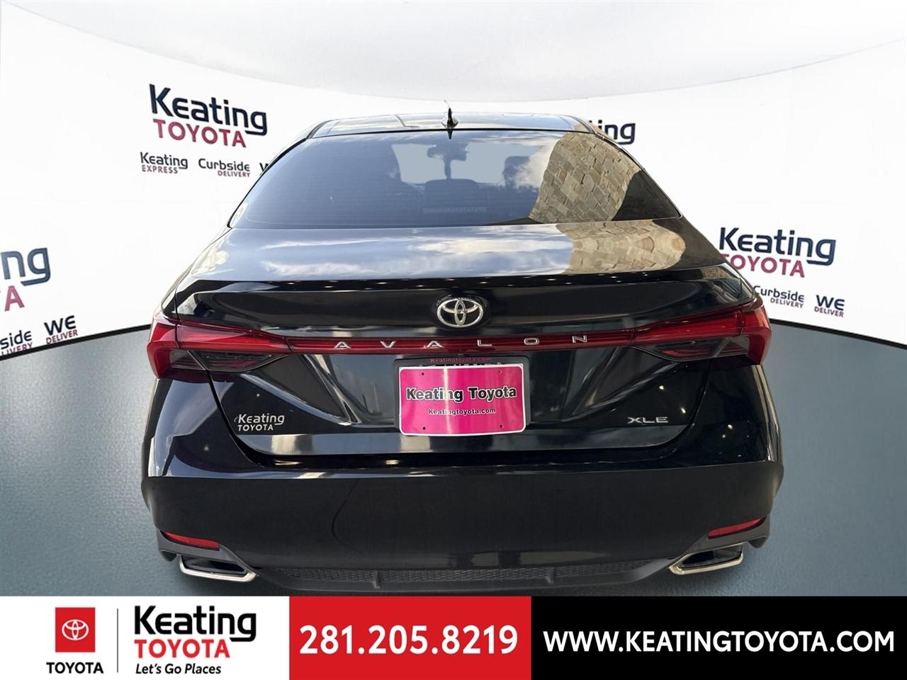 Toyota Avalon XLE 2019