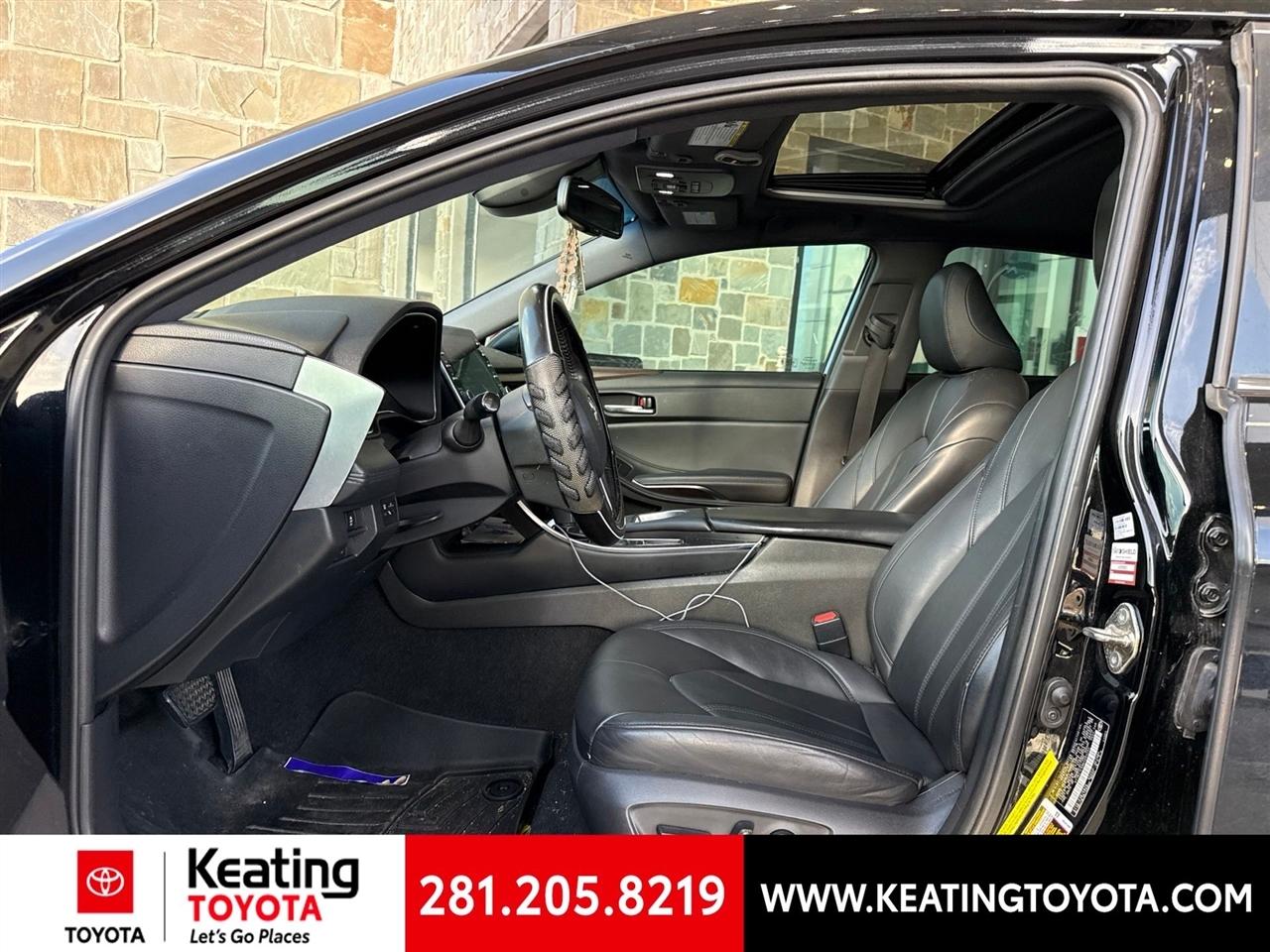 Toyota Avalon XLE 2019