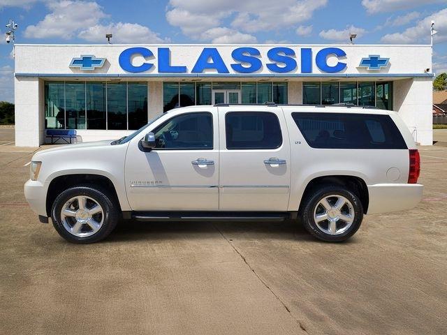 Chevrolet Suburban LTZ 1500 4WD 2011
