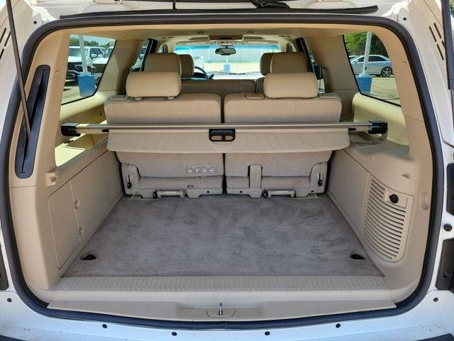 Chevrolet Suburban LTZ 1500 4WD 2011