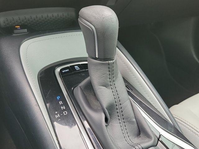 Toyota Corolla XSE Hatchback CVT 2021
