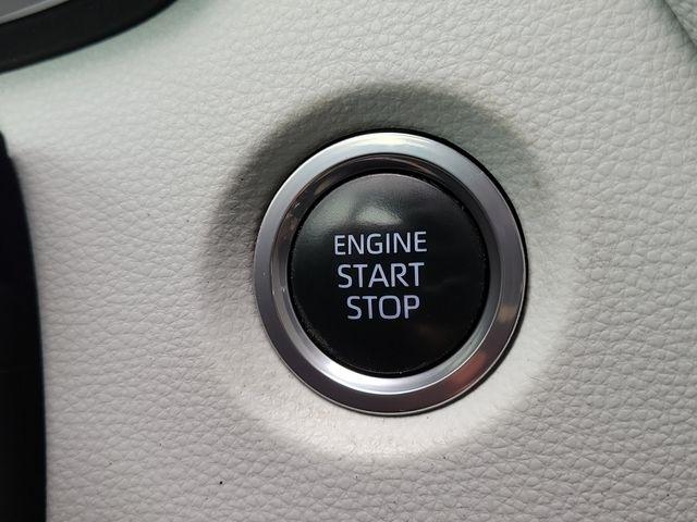 Toyota Corolla XSE Hatchback CVT 2021