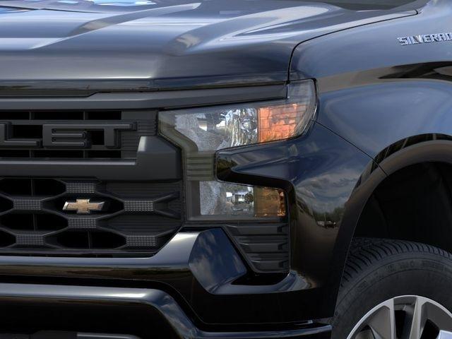 Chevrolet Silverado 1500 Custom Crew Cab 2WD 2026