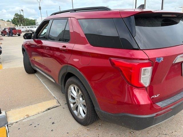 Ford Explorer XLT 2021