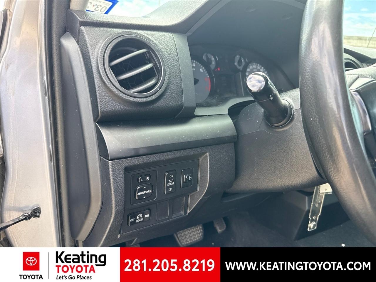 Toyota Tundra SR5 4.6L V8 Double Cab 4WD 2014