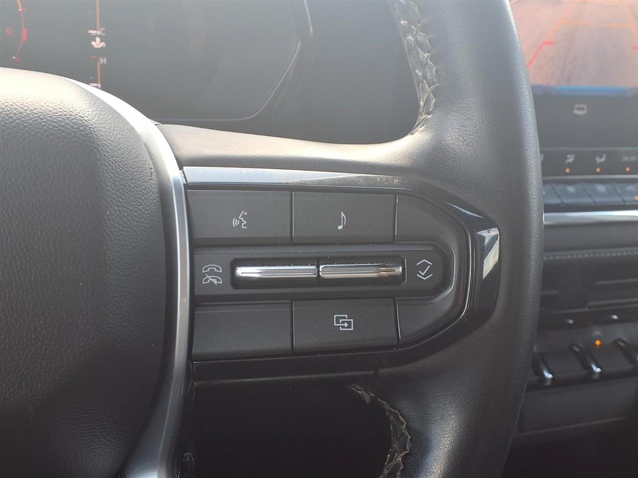 Chevrolet Colorado LT Crew Cab 4WD 2023