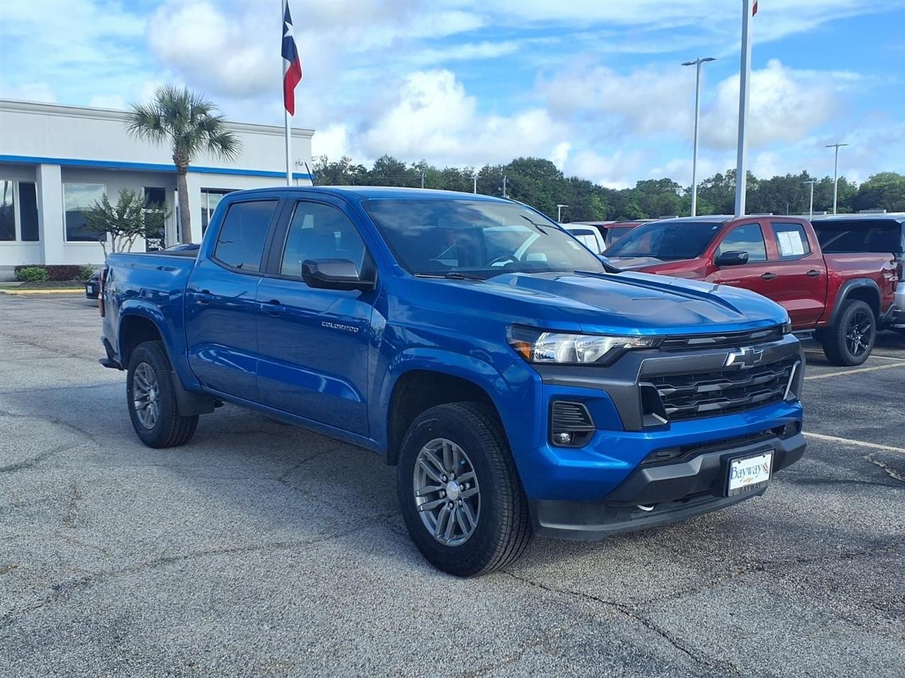 Chevrolet Colorado LT Crew Cab 4WD 2023