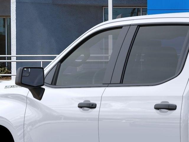 Chevrolet Silverado 1500 Custom Crew Cab 2WD 2026