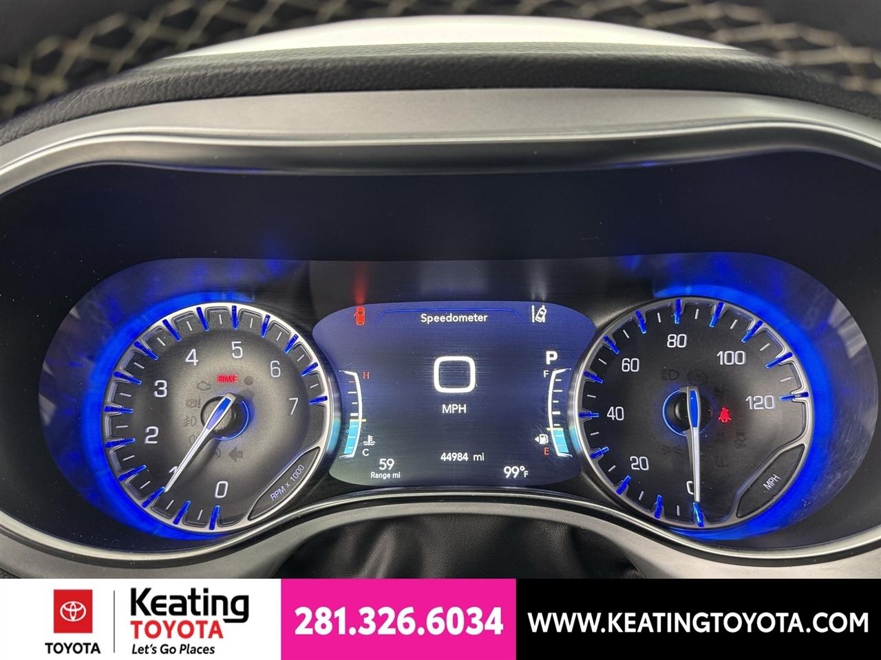 Chrysler Pacifica Limited 2025