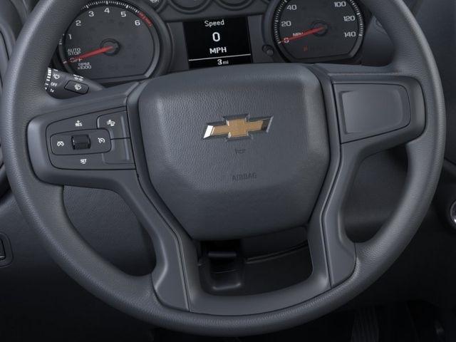 Chevrolet Silverado 1500 Custom Crew Cab 4WD 2026
