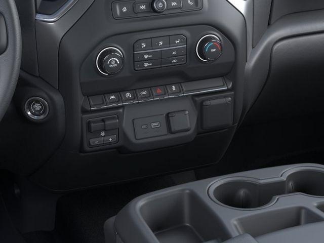 Chevrolet Silverado 1500 Custom Crew Cab 4WD 2026