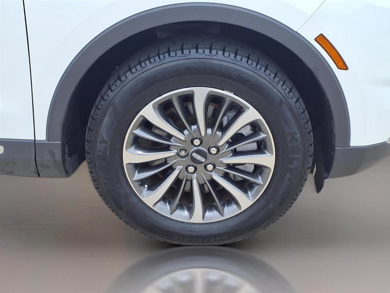 Lincoln Nautilus Base AWD 2023