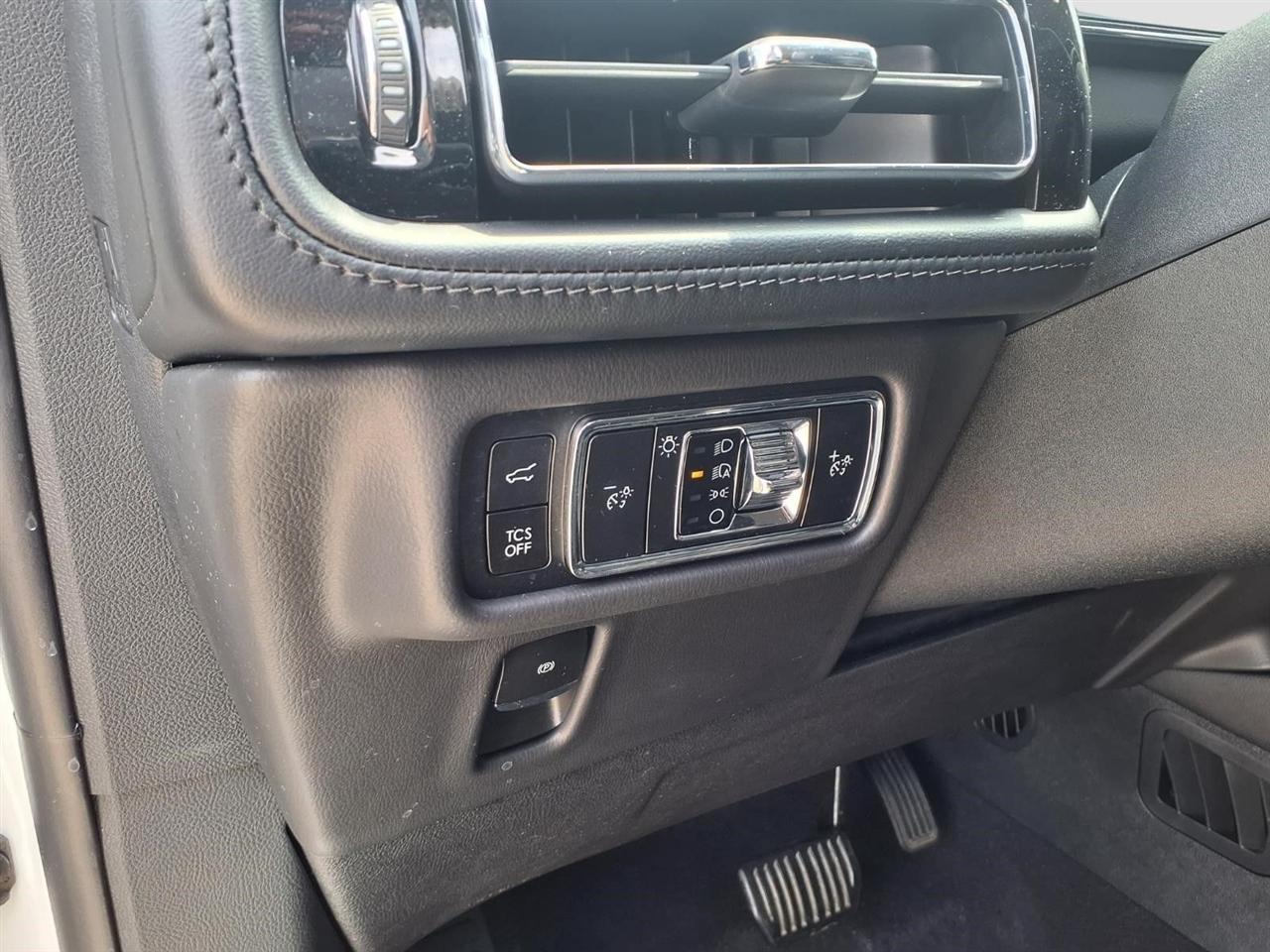 Lincoln Nautilus Base AWD 2023
