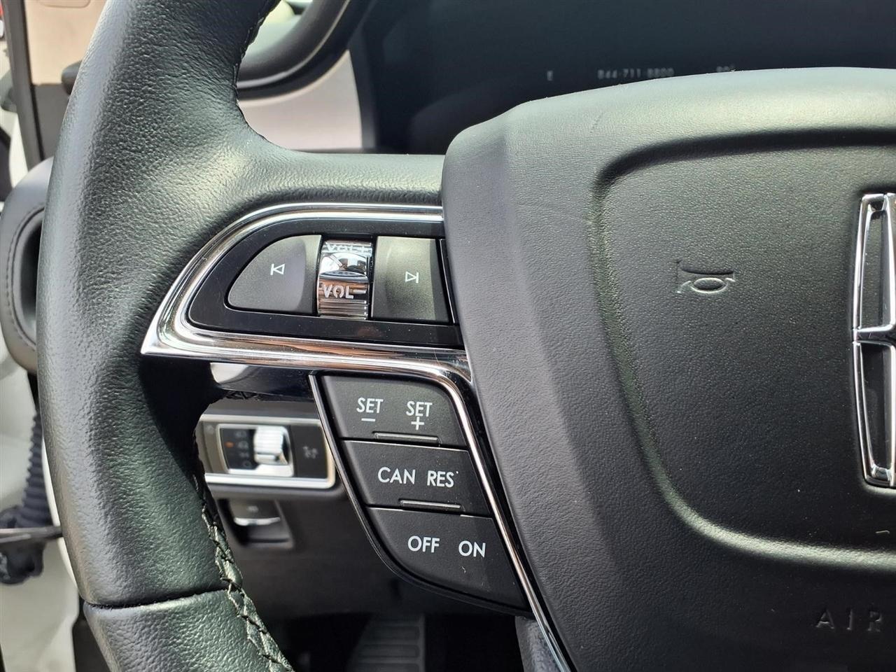 Lincoln Nautilus Base AWD 2023