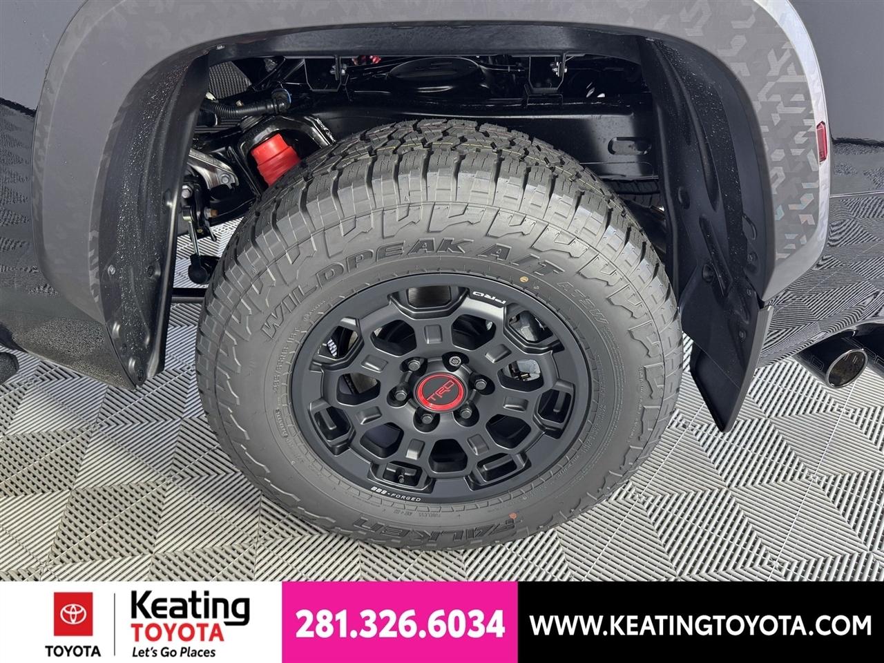 Toyota Tundra TRD PRO CrewMax 4WD Hybrid 2026