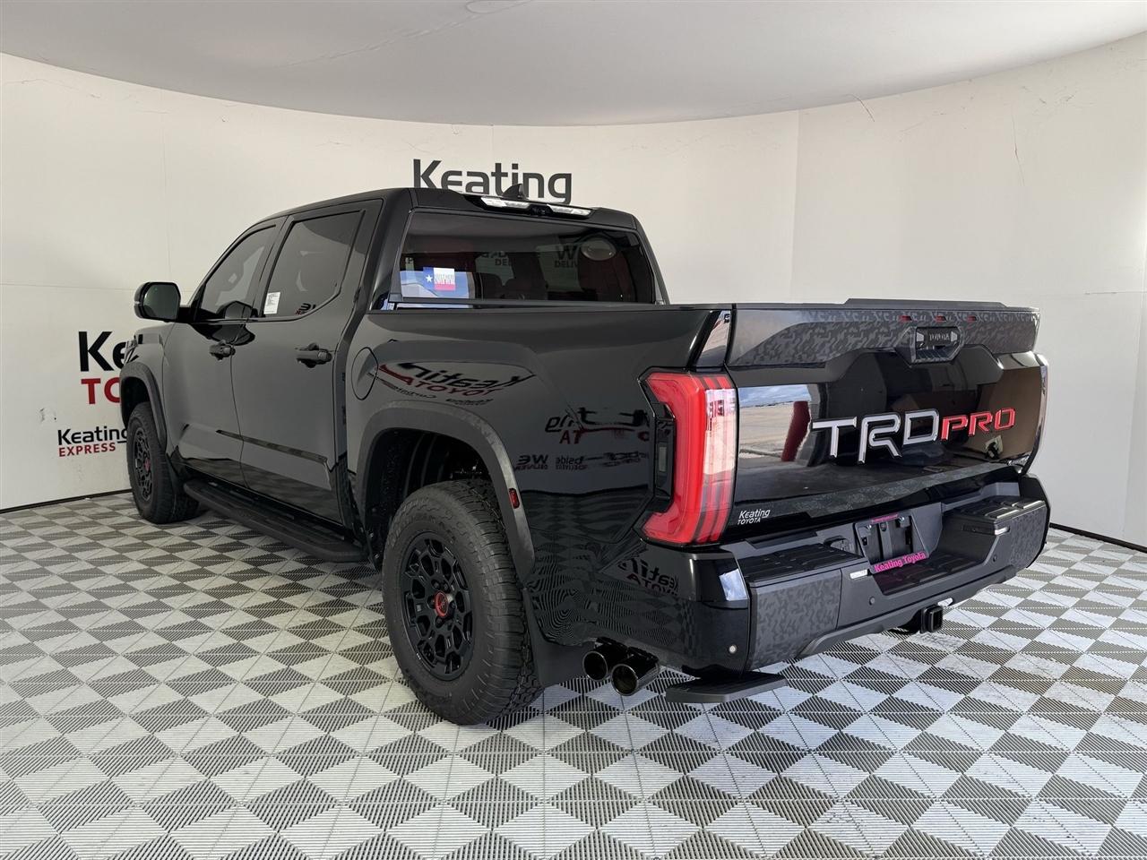 Toyota Tundra TRD PRO CrewMax 4WD Hybrid 2026