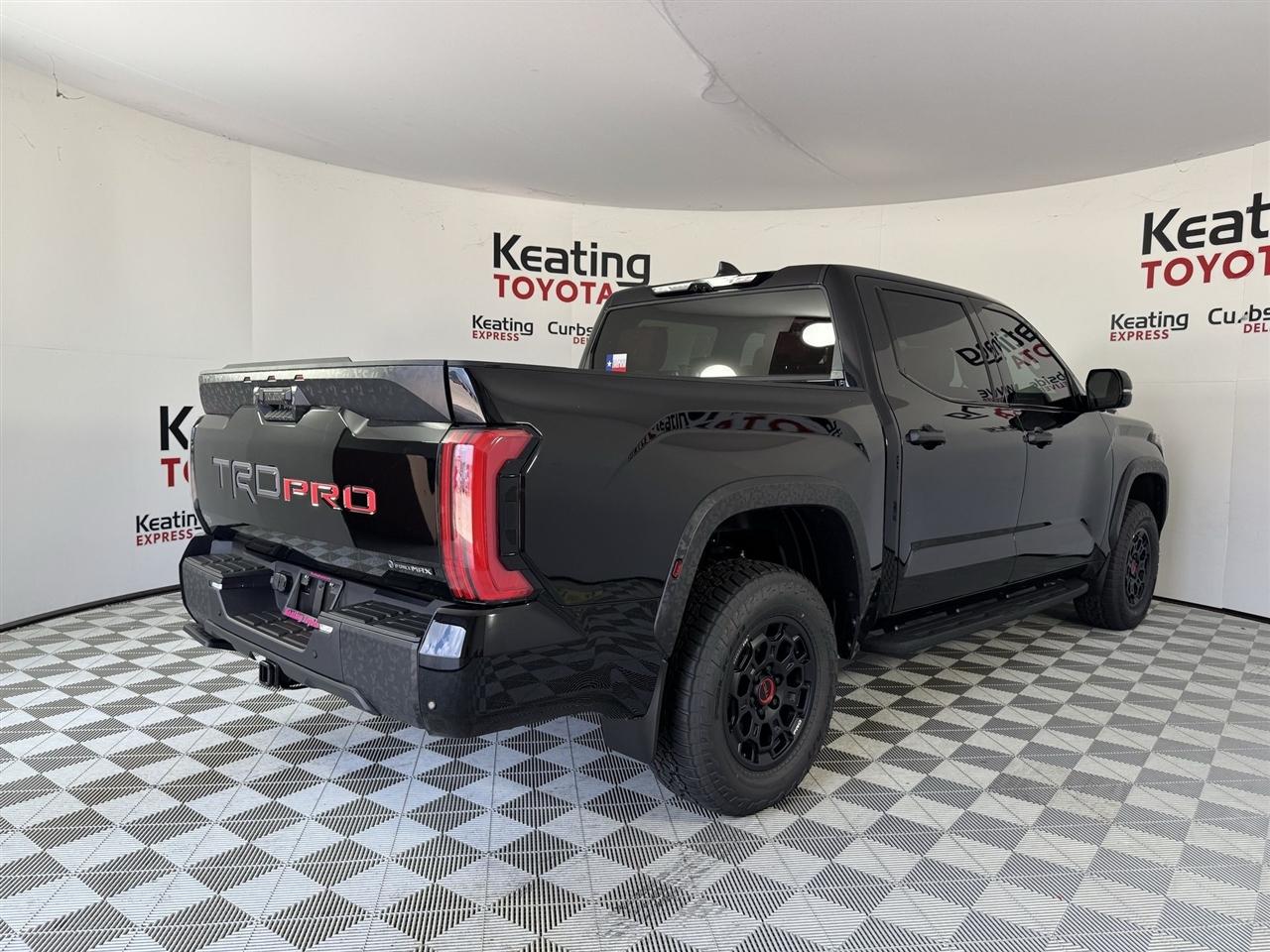 Toyota Tundra TRD PRO CrewMax 4WD Hybrid 2026