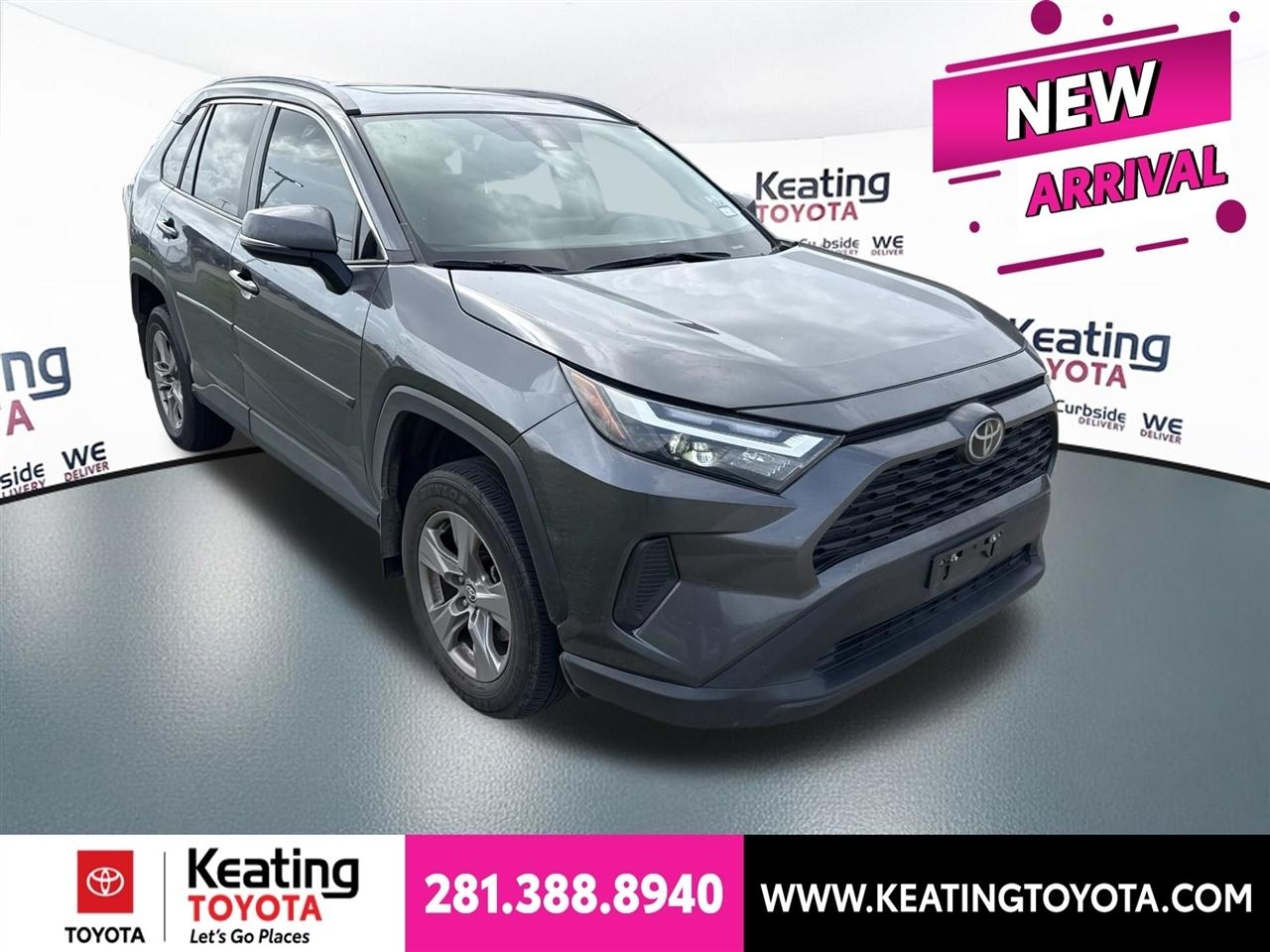 Toyota RAV4 XLE 2024