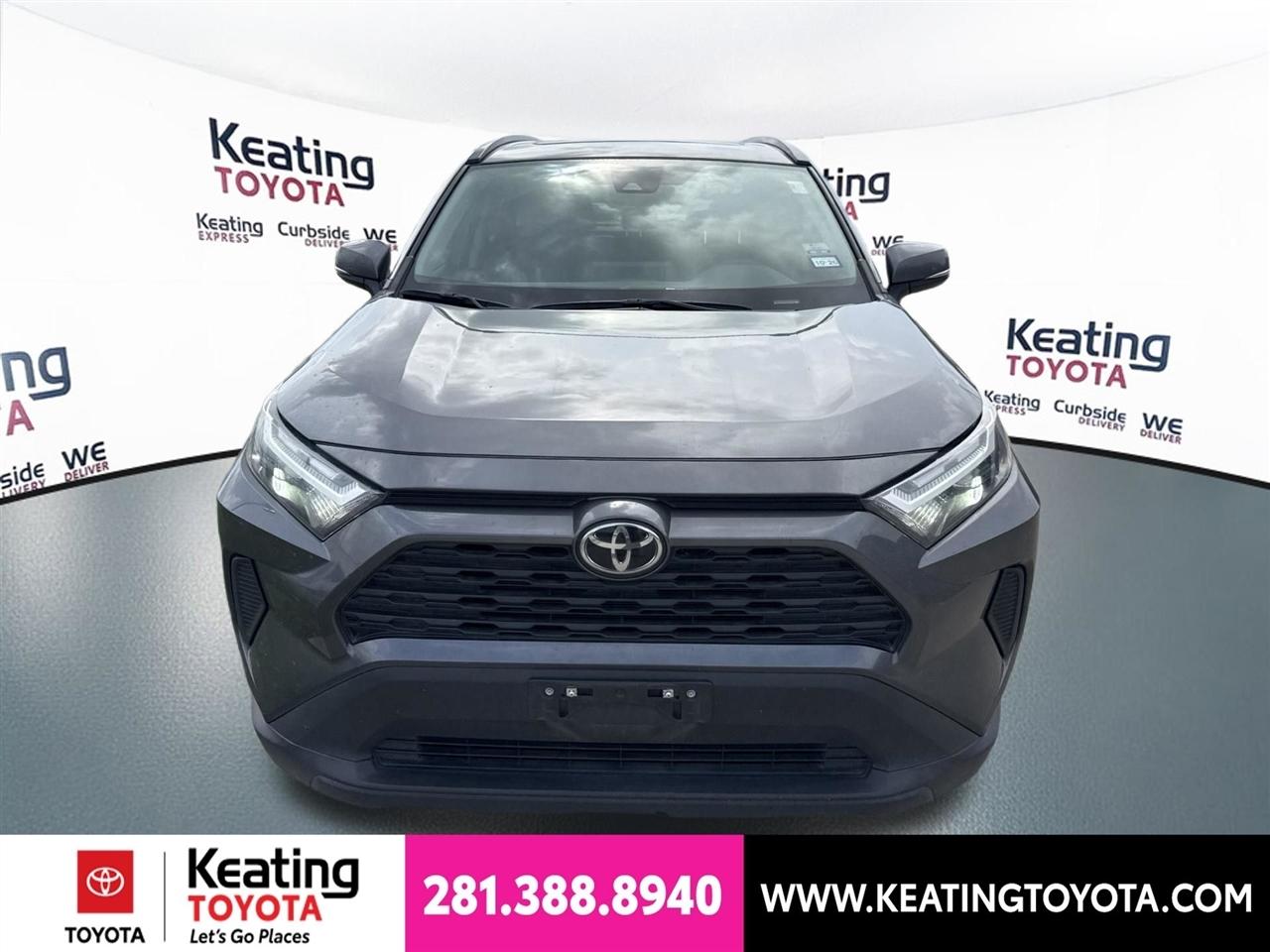 Toyota RAV4 XLE 2024