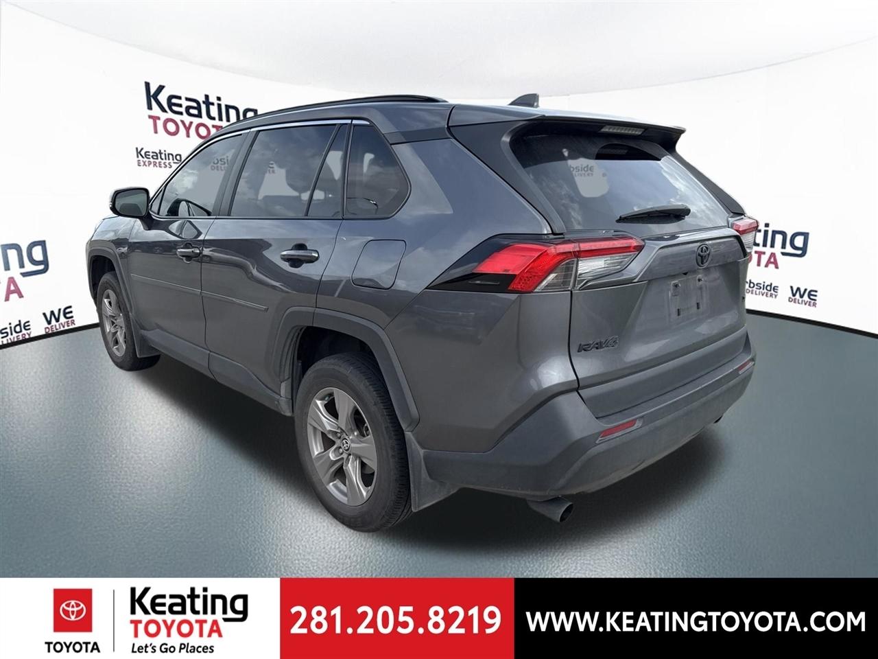 Toyota RAV4 XLE 2024