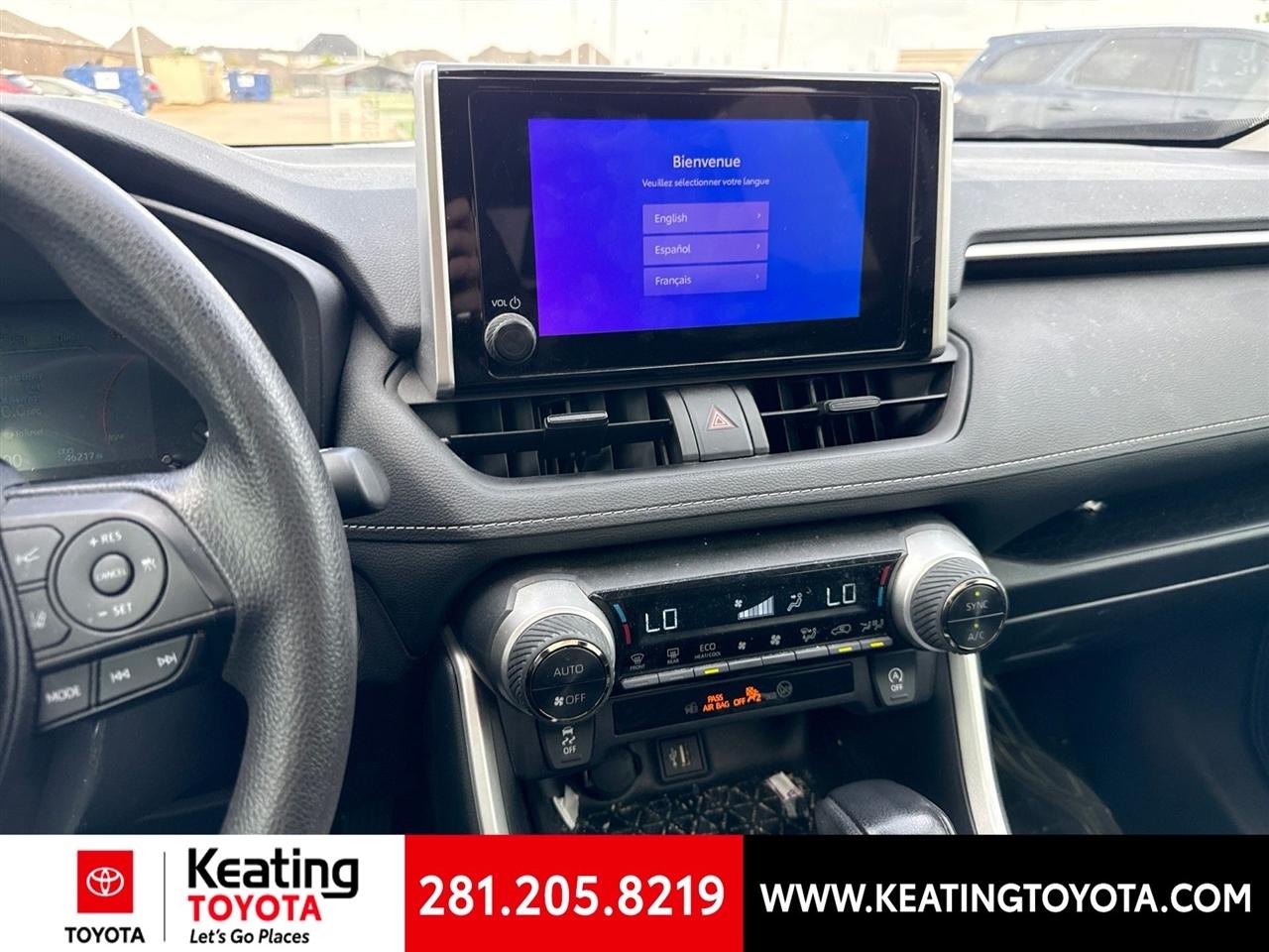 Toyota RAV4 XLE 2024